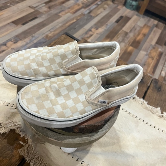 Vans Checkered Slip-On Shoes - Cream and White - Picture 3 of 6